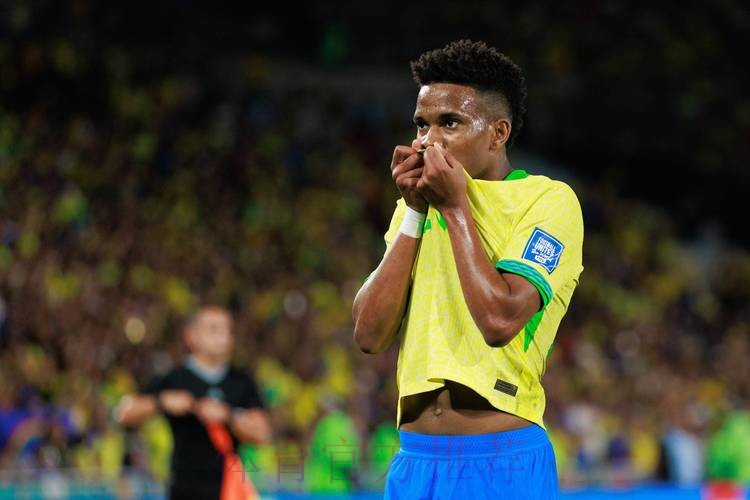 首发105秒就进球 巴西人过去1年半仅上98分钟? 首发105秒就进球 巴西人过去1年半仅上98分钟?