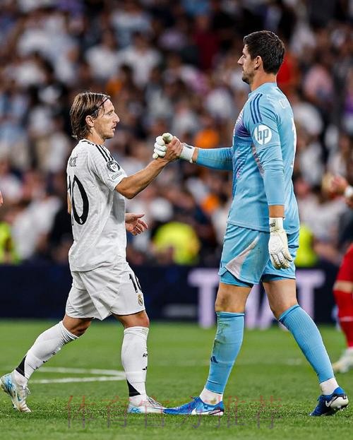 卡瓦哈尔:梅西离开是西甲损失 皇马有更大夺冠几率 卡瓦哈尔:梅西离开是西甲损失 皇马有更大夺冠几率